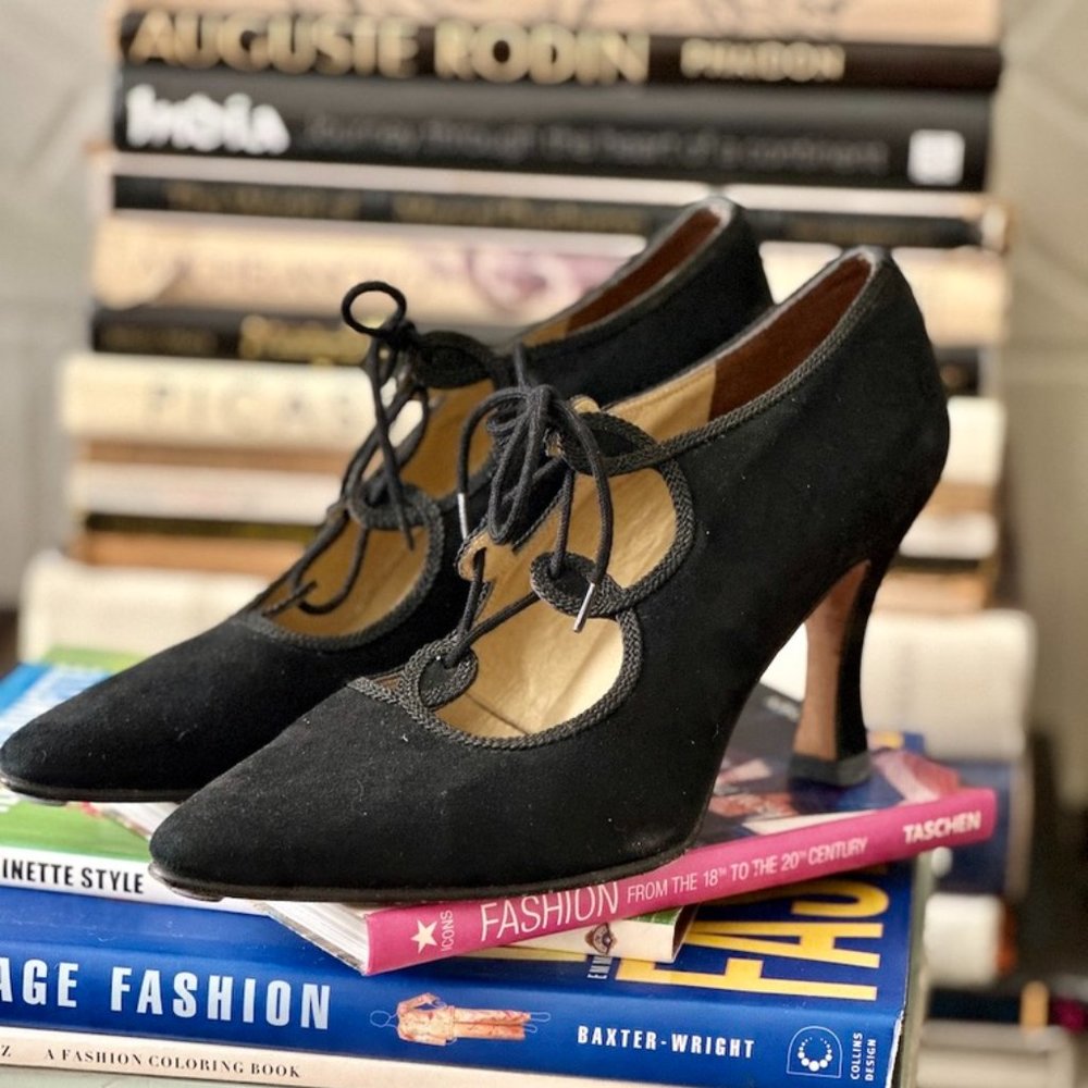 Vintage Sexy Martinez Valero Black Corset Laced  Suede High Heels - 7 1/2B